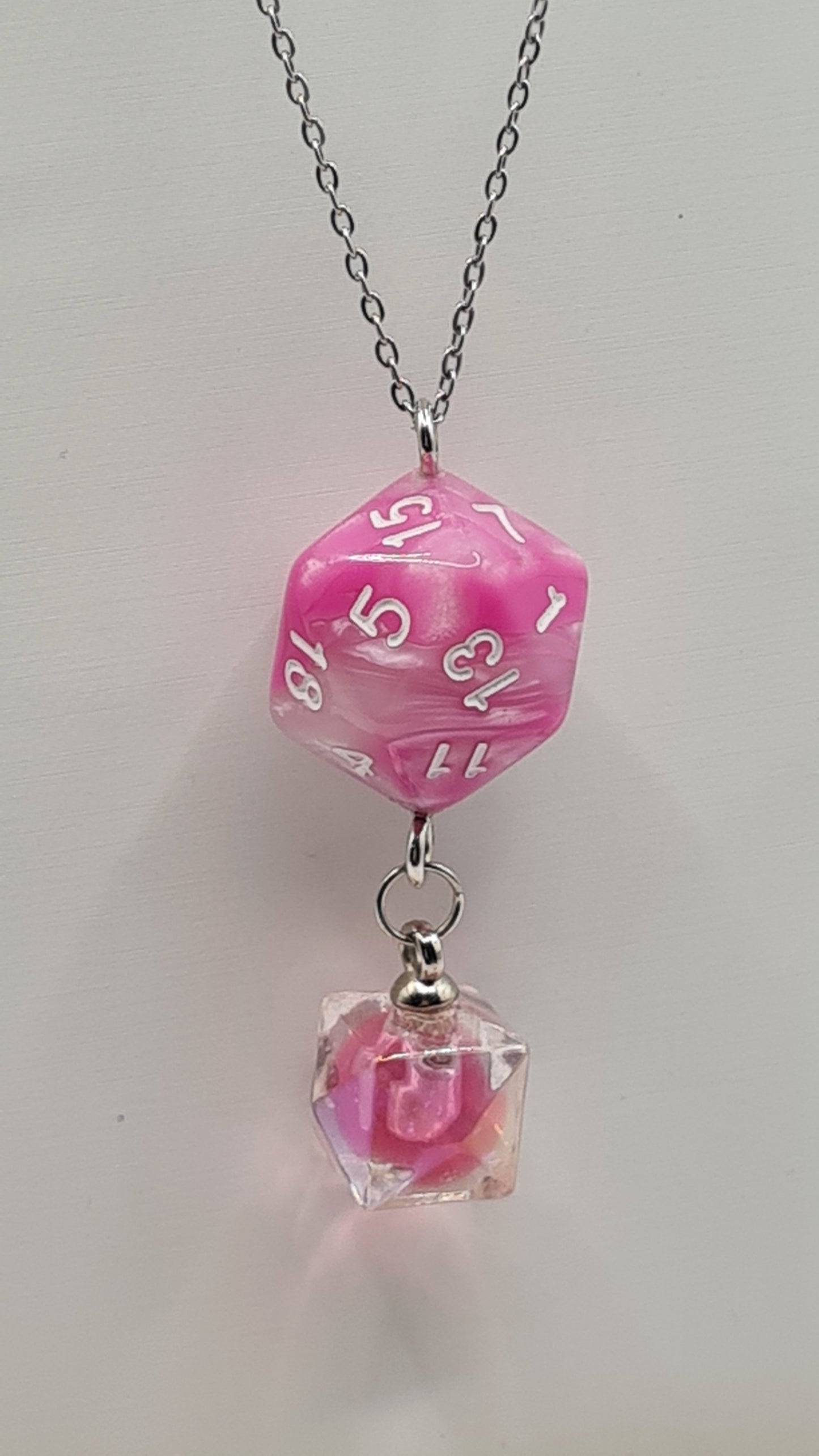 Necklace D20 pink dome
