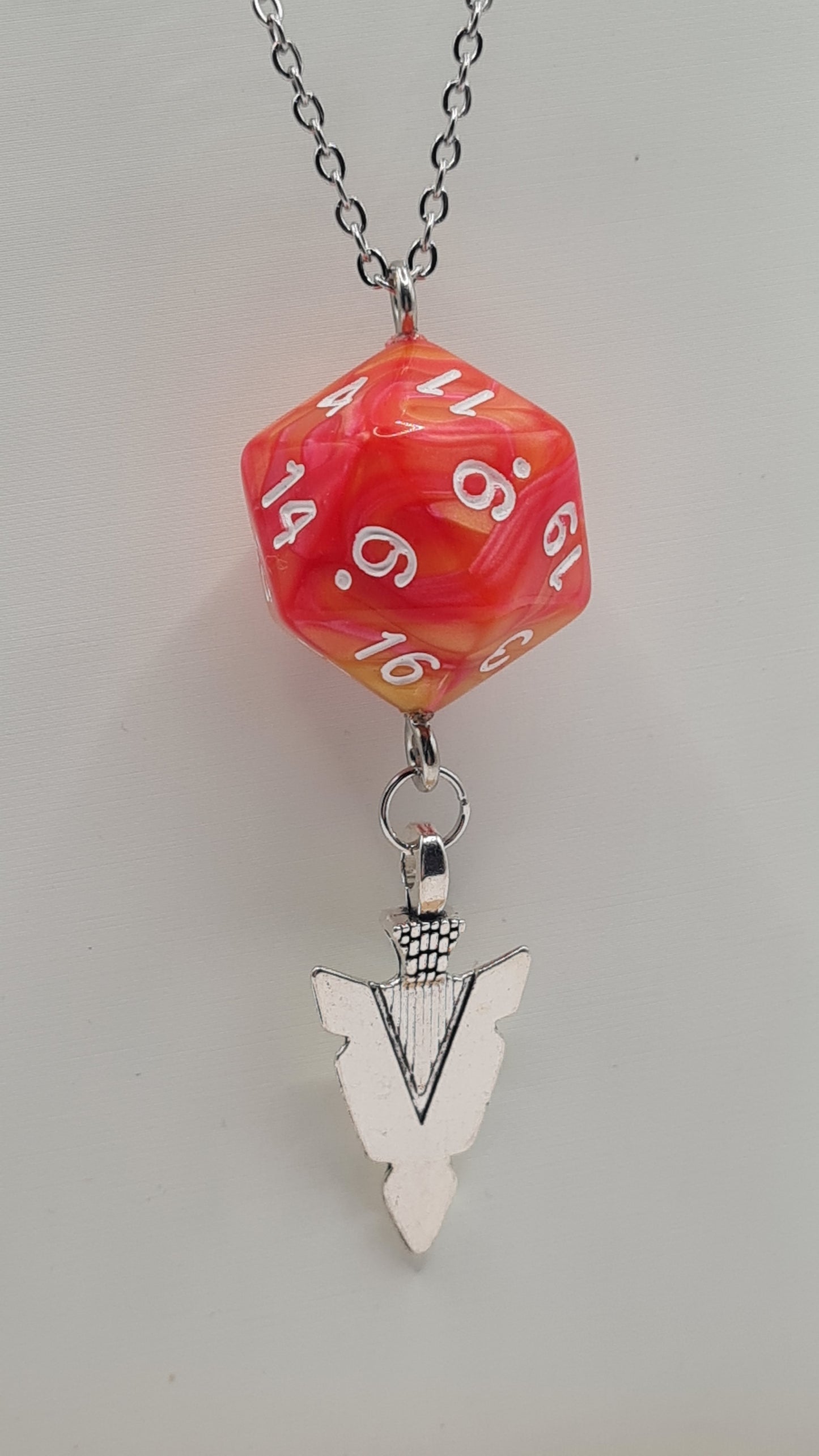Necklace D20 orange spear point