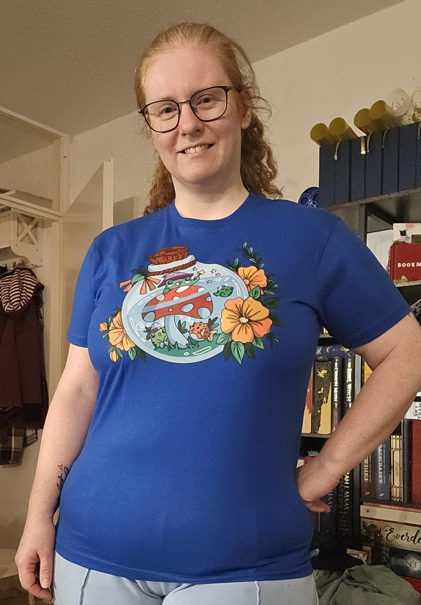 T-shirt Bottle frog Wizard