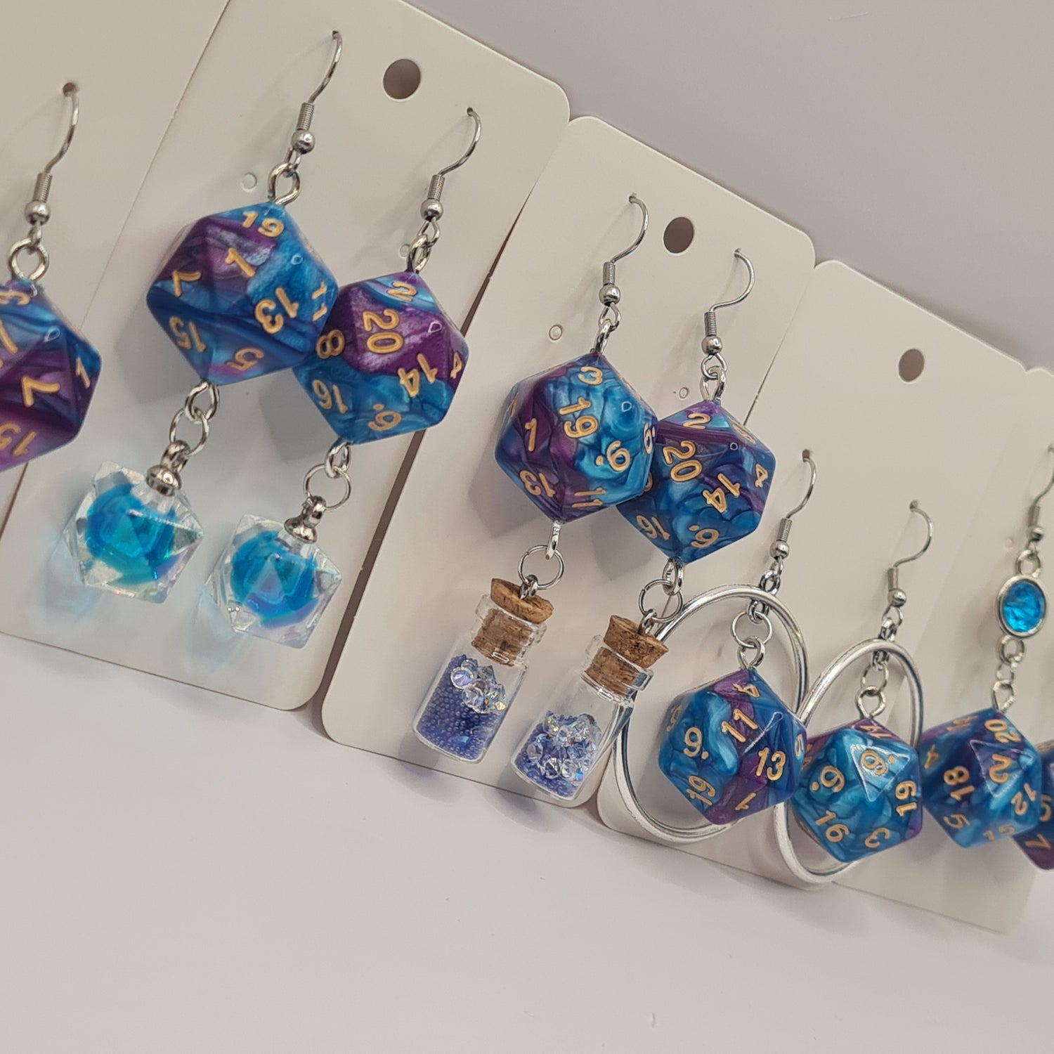 D20 Obergine/blue