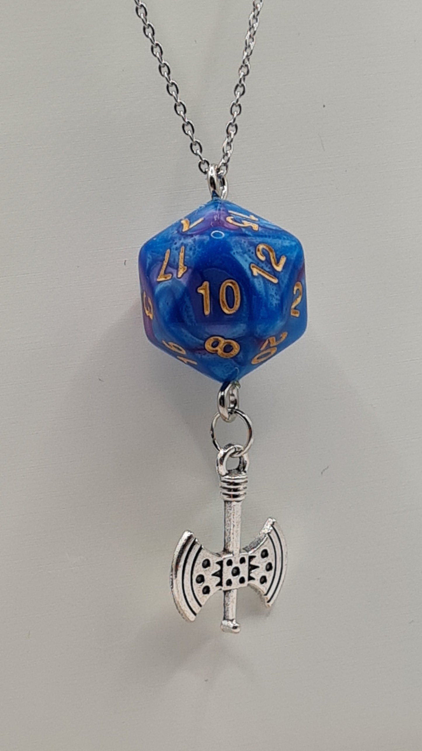 Necklace D20 blue/purple axe