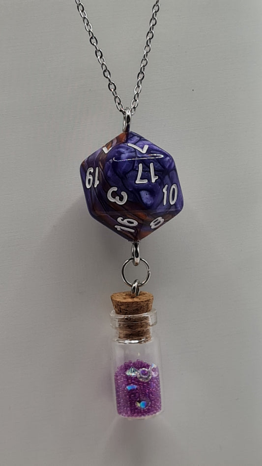 Necklace D20 brown/purple potion