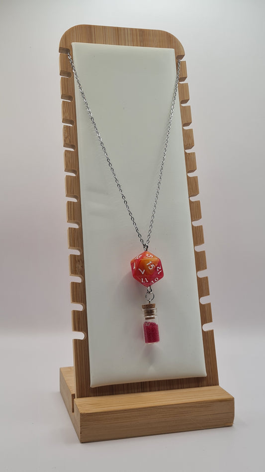 Necklace D20 orange potion