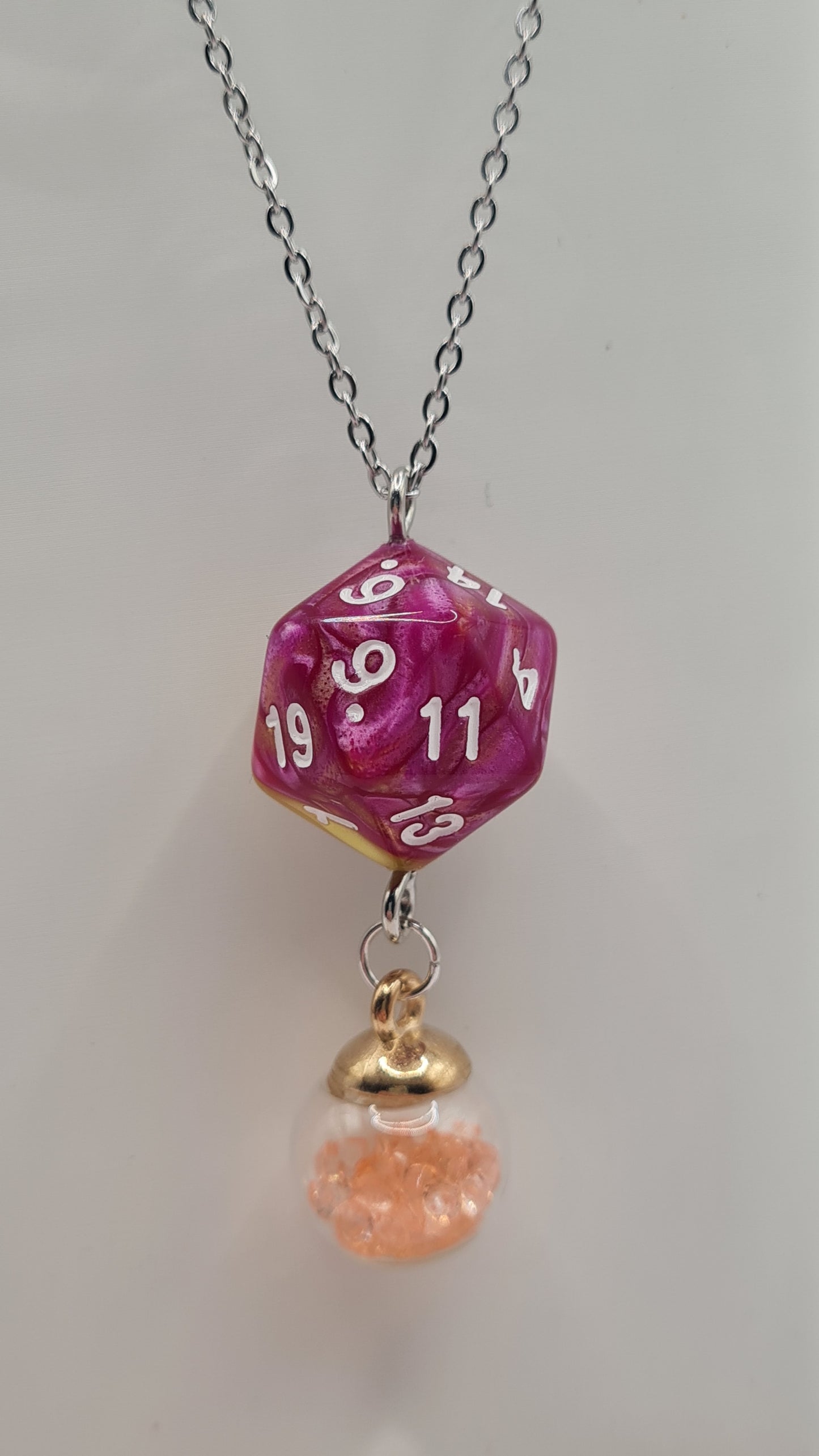 Necklace D20 pink/yellow sphere