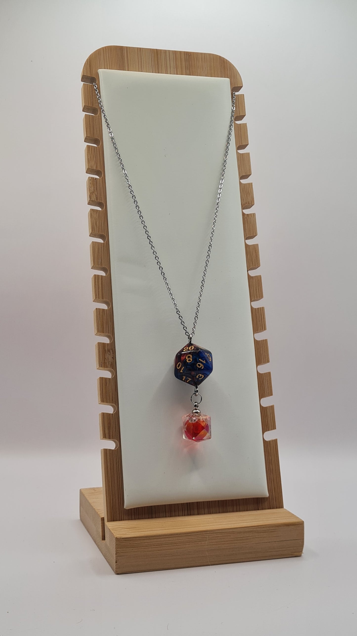 Necklace D20 blue/red dome