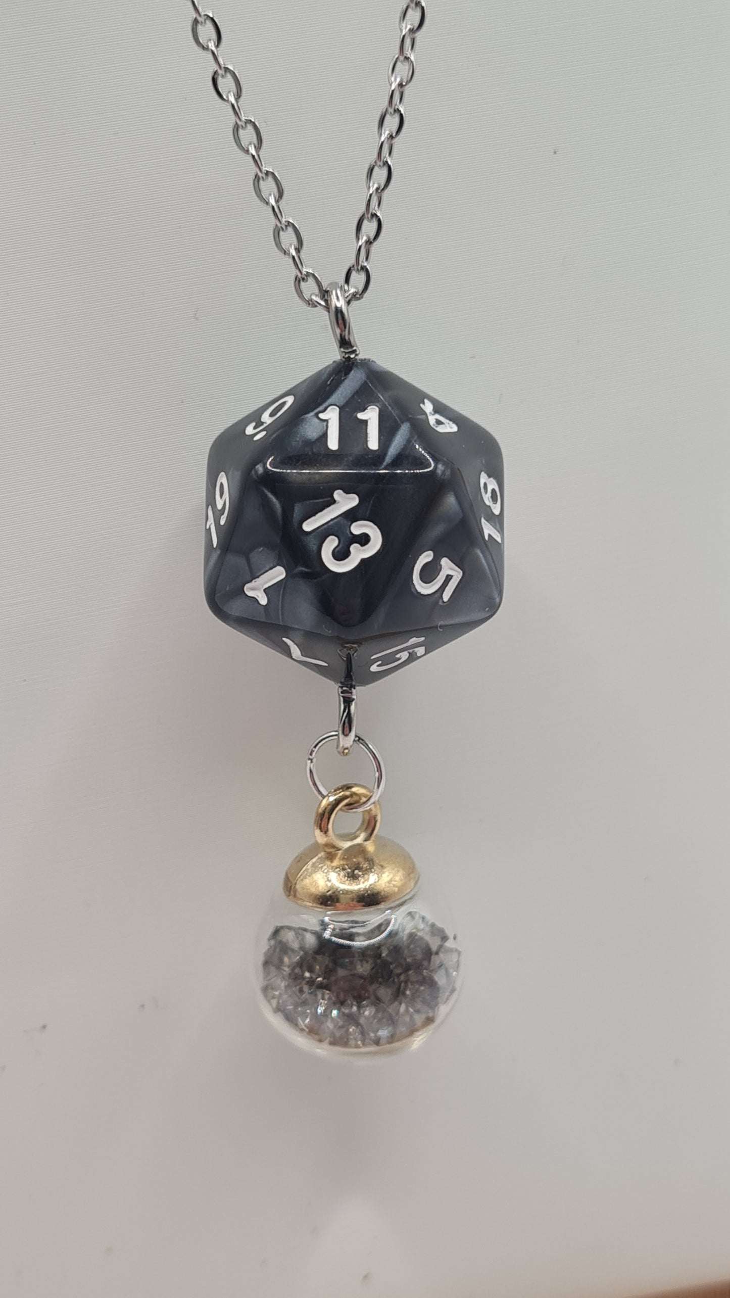 Necklace D20 black sphere black