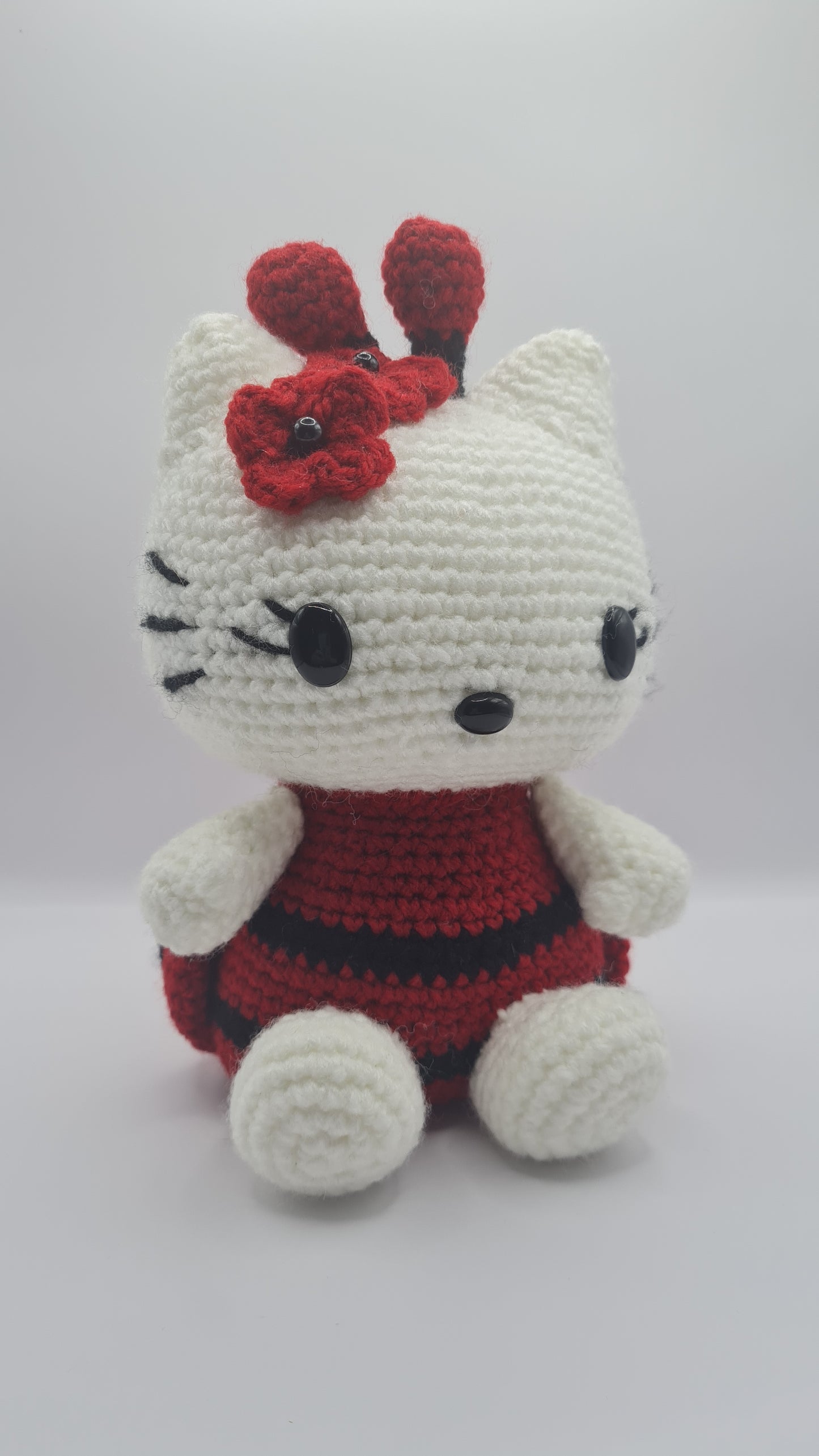 Crochet hello kitty red