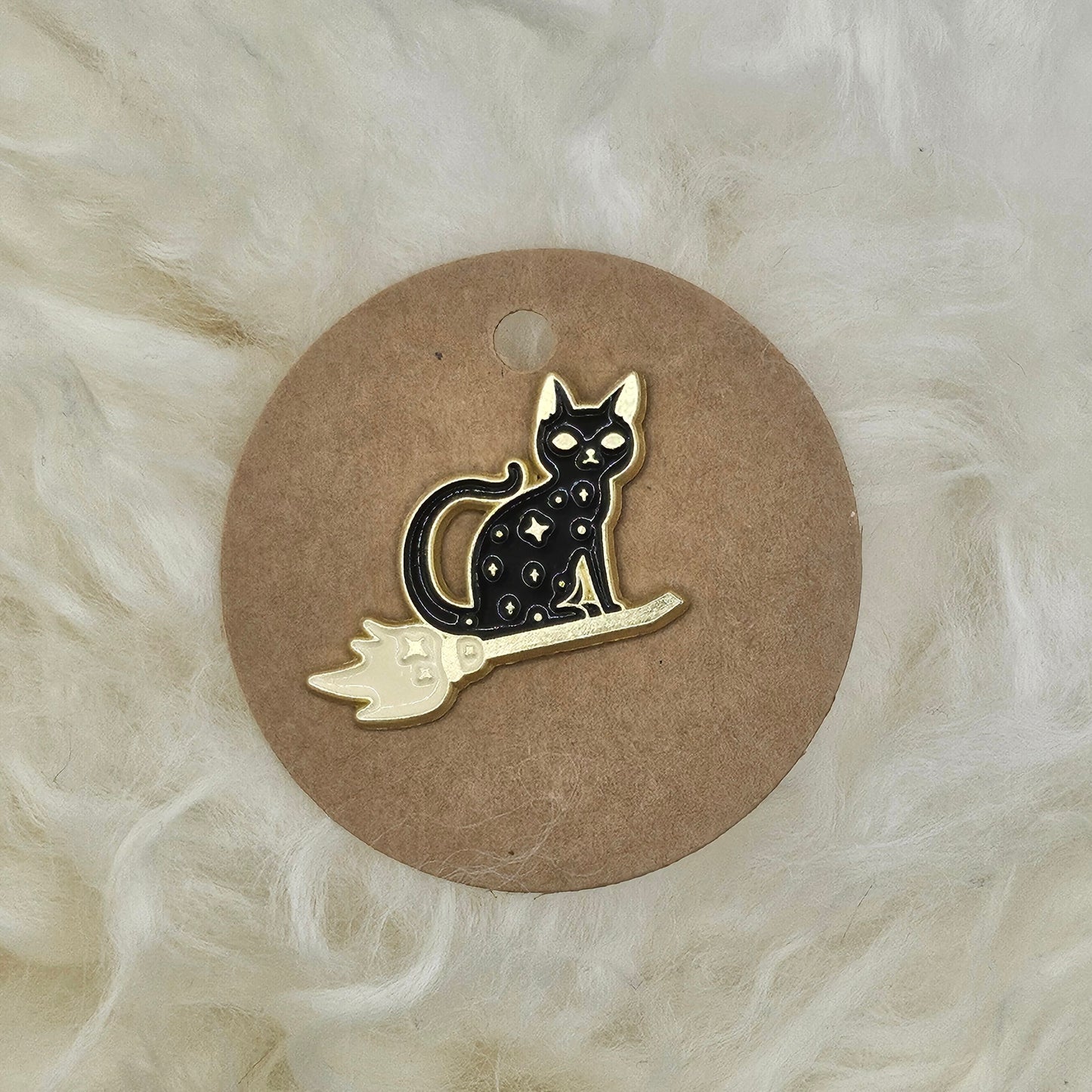 Pin Cat broom