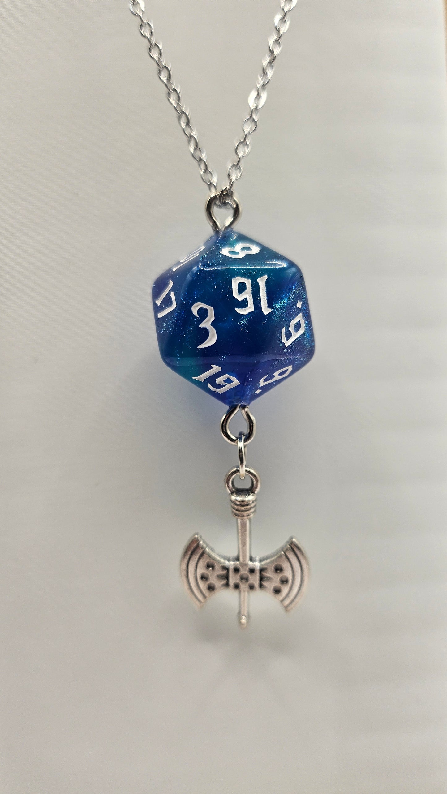 Necklace D20 Glitter blue/green Axe