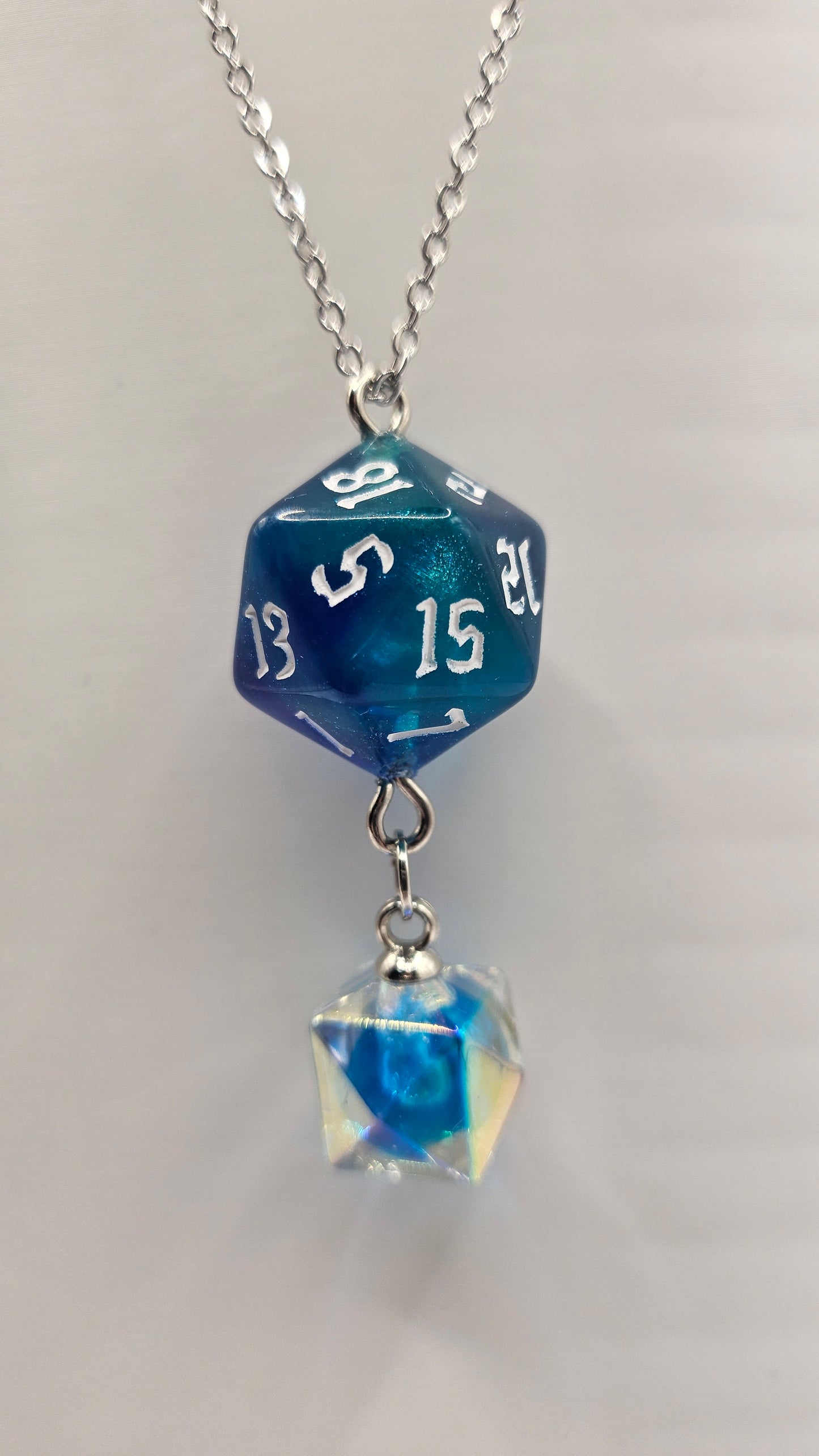 Necklace D20 Glitter blue/green Dome