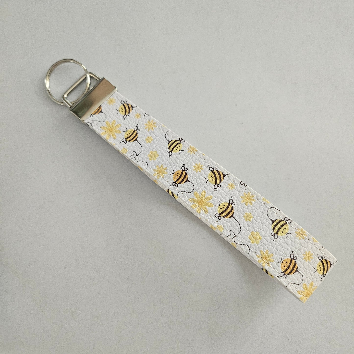 Wristlet Bee