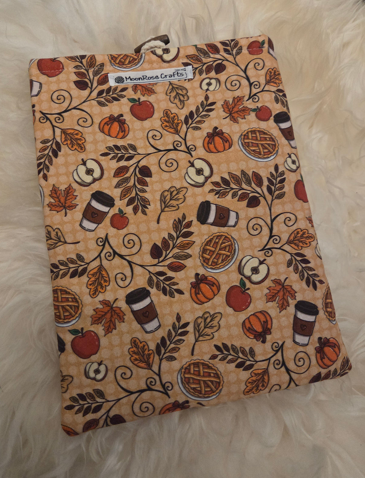 Sleeve fall forest apple