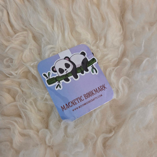 Magnetic Bookmark Panda sleeping