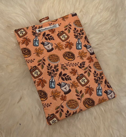 Sleeve fall forest pie