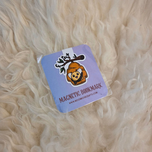 Magnetic Bookmark beehive