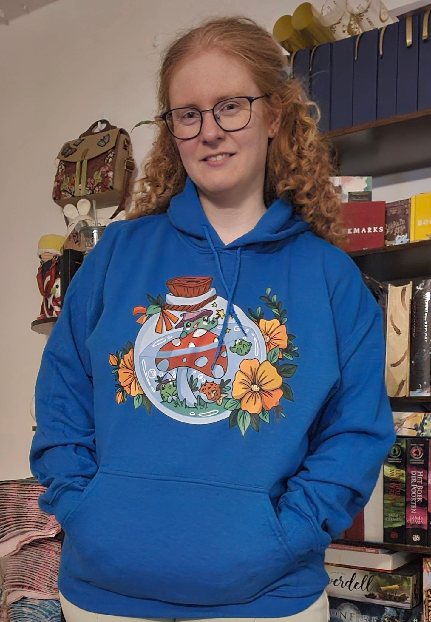 Hoodie bottle frog 2