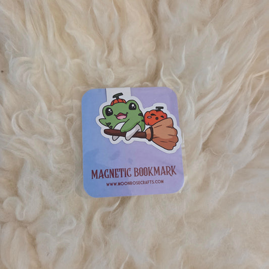 Magnetic Bookmark Frog broom